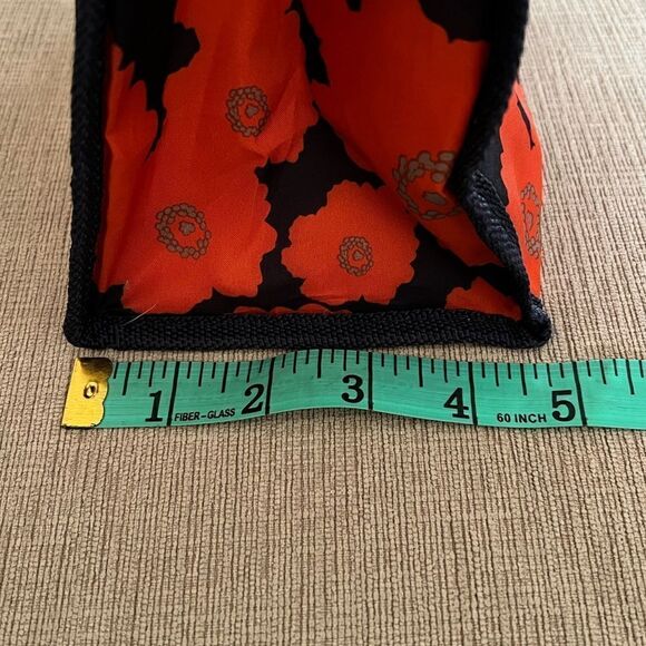 Blue Avocado Lunch Bag with Velcro Closure - Picture 6 of 7